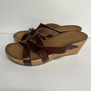 Skechers Luxe Foam Brown Leather Stud Cork Bottom Wedge Sandals Size 10